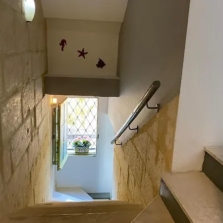 Balluta Bay House With Seaviews Vakantiehuis Sliema